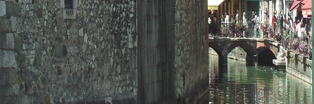 Image Rencontre femme cougar Annecy