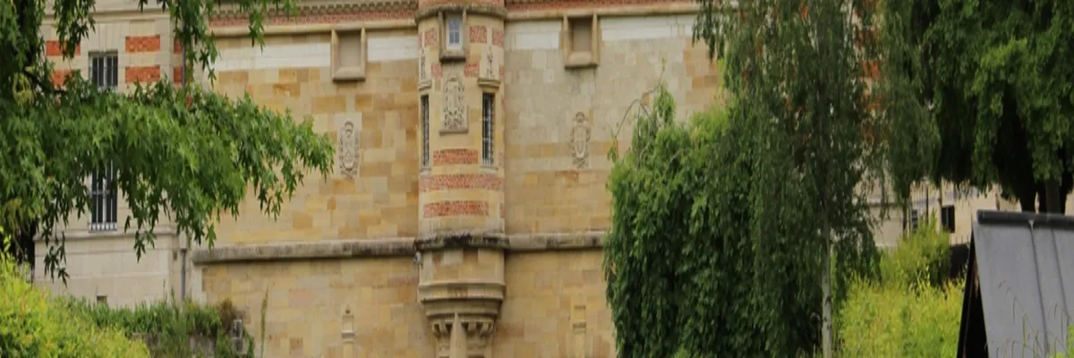 image-rencontre-femme-cougar-chalons-en-champagne.webp Image Rencontre femme cougar Châlons-en-Champagne