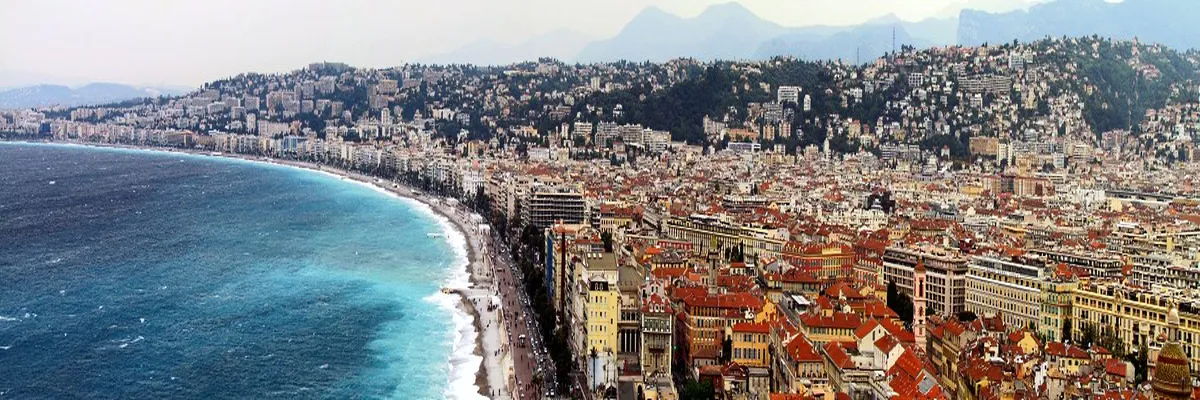 Image Rencontre femme cougar Nice