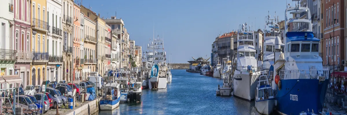 Image Rencontre femme cougar Sète