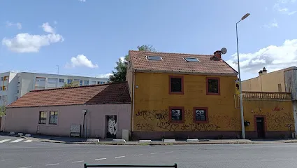 Image de Ex-Embassy club jurisprudence lancer de nain