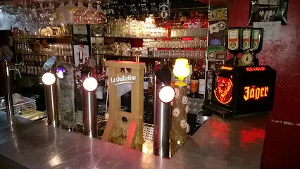 Image de The Titty Twister Bar