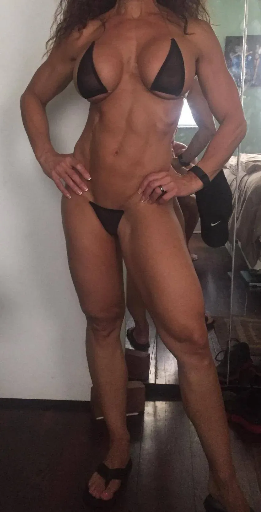 sonnia_annecy_hot Annecy